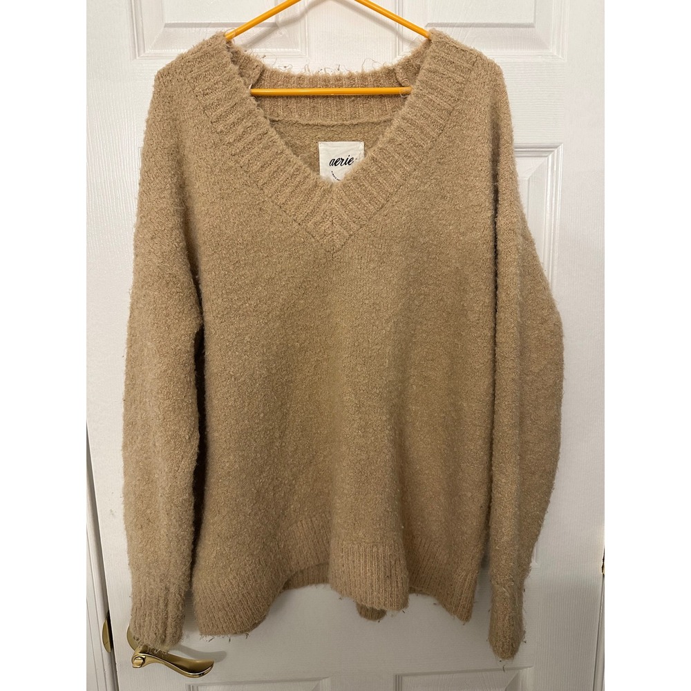 Aerie Womens Large Tan V-Neck Oversized Fuzzy Knit Pullover Sweater Distressed